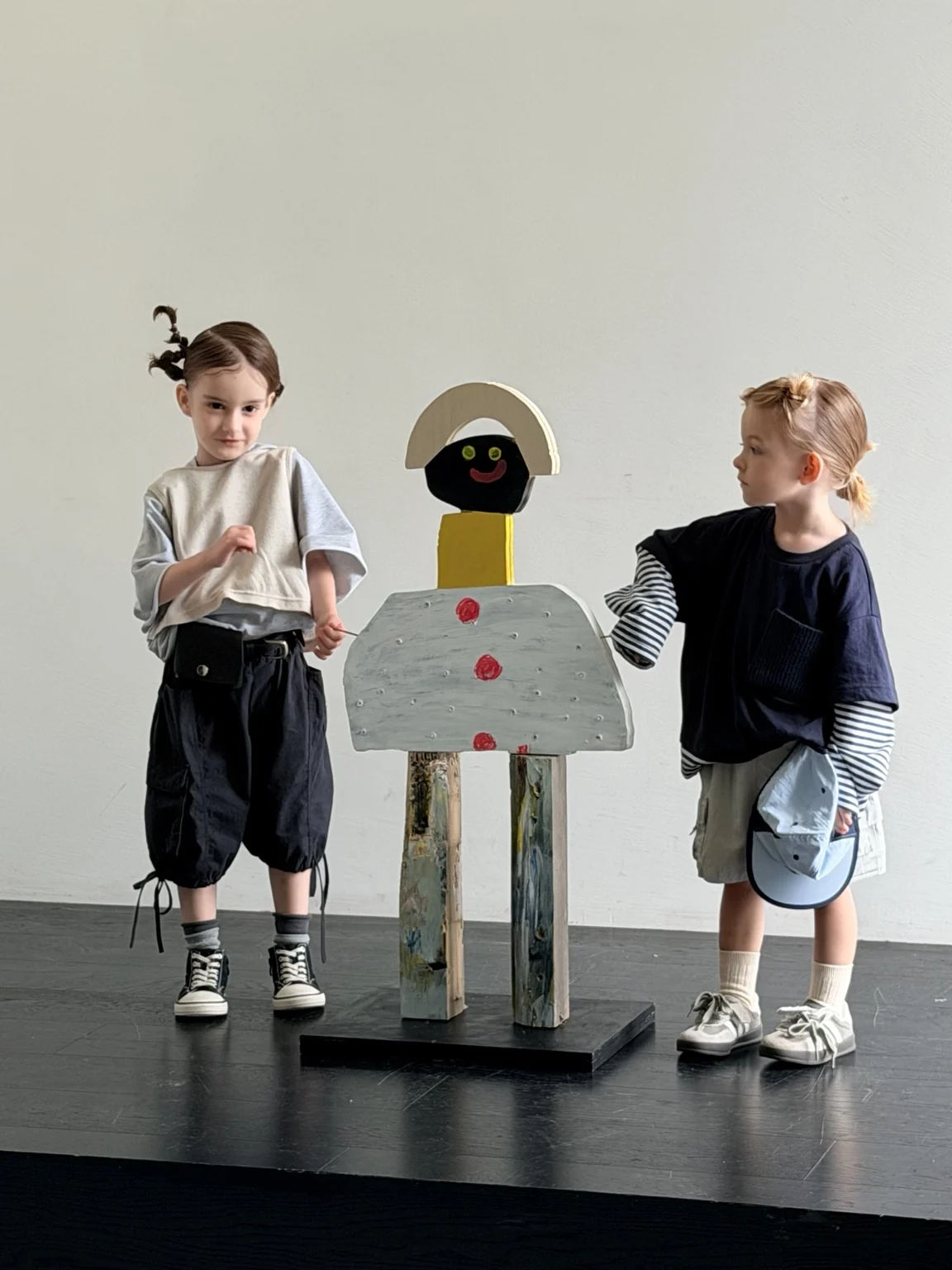 TOTOLO KIDS lookbook two children